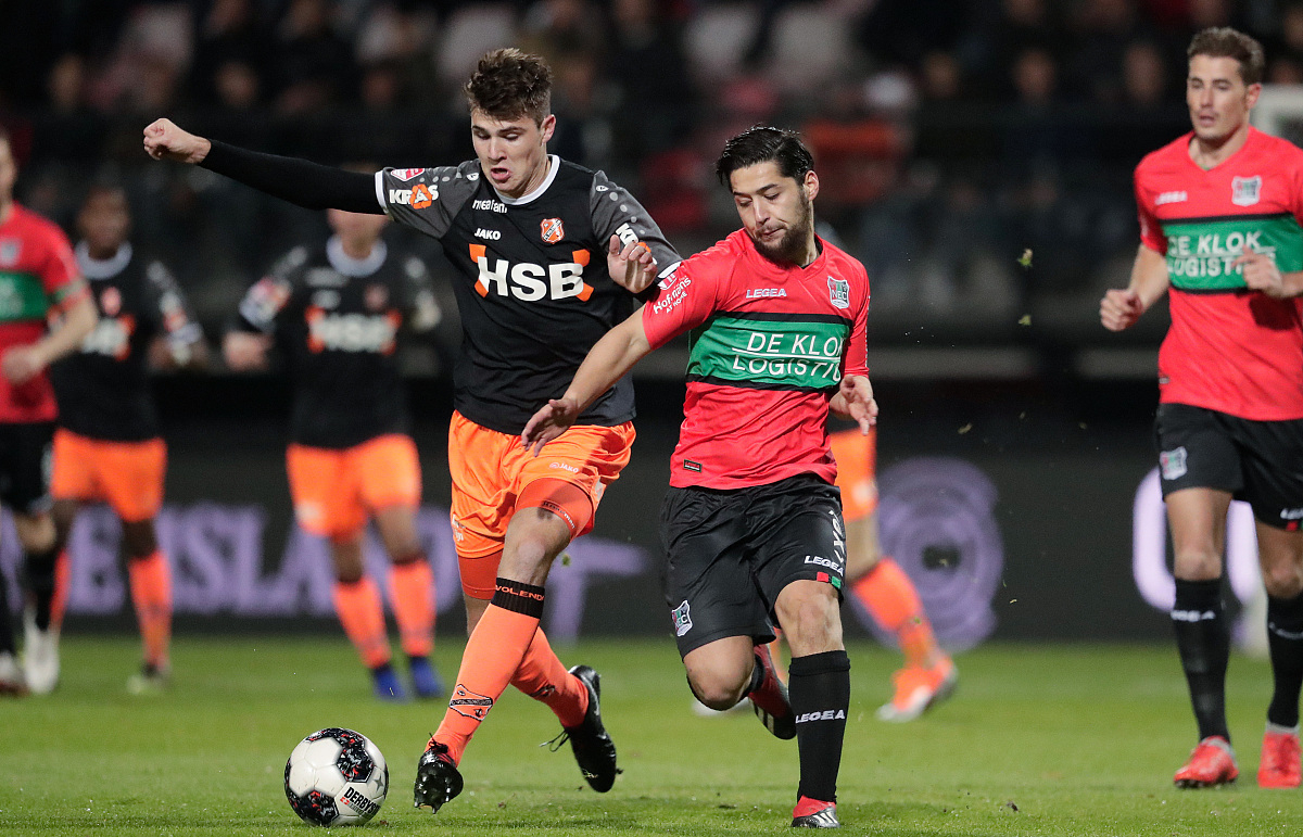 而随着国际 而随着国际