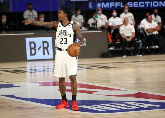 他球员树立 他球员树立