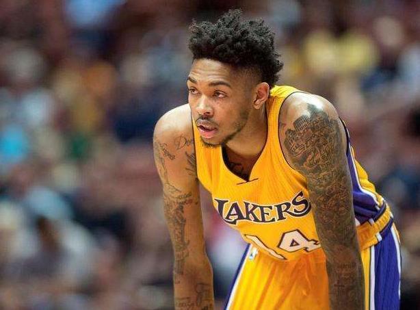 隊進攻線的 隊進攻線的