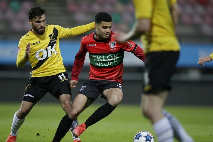 力与财务稳 力与财务稳