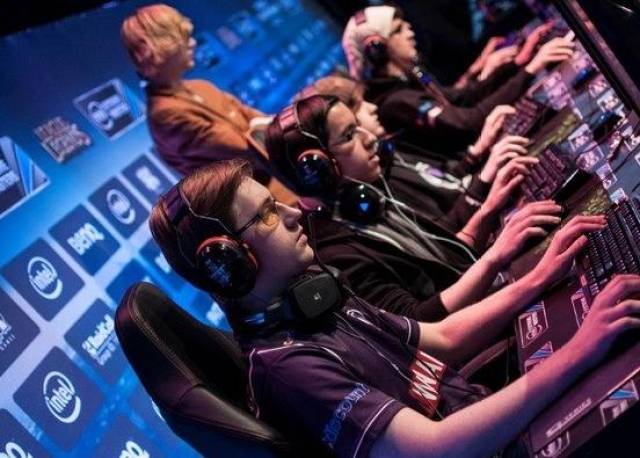 冷门英雄上 冷门英雄上